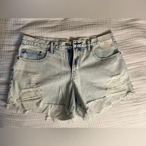 Abercrombie Boyfriend Short NWT